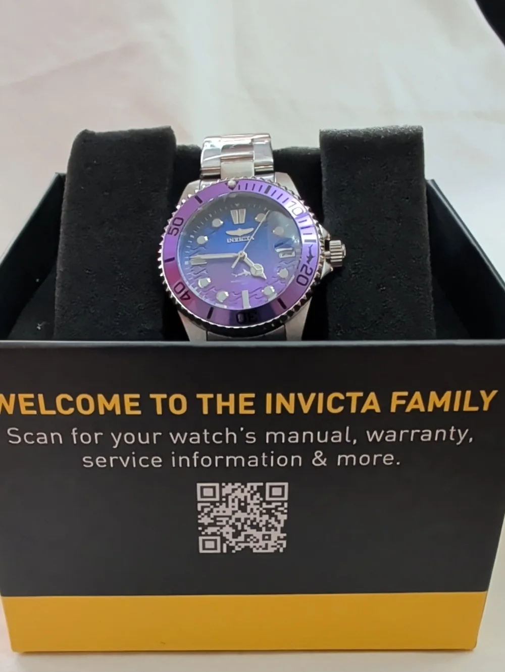 NWT Women's Invicta Pro Diver 34mm Women’s Stainless Steel Watch – Purple Dial
